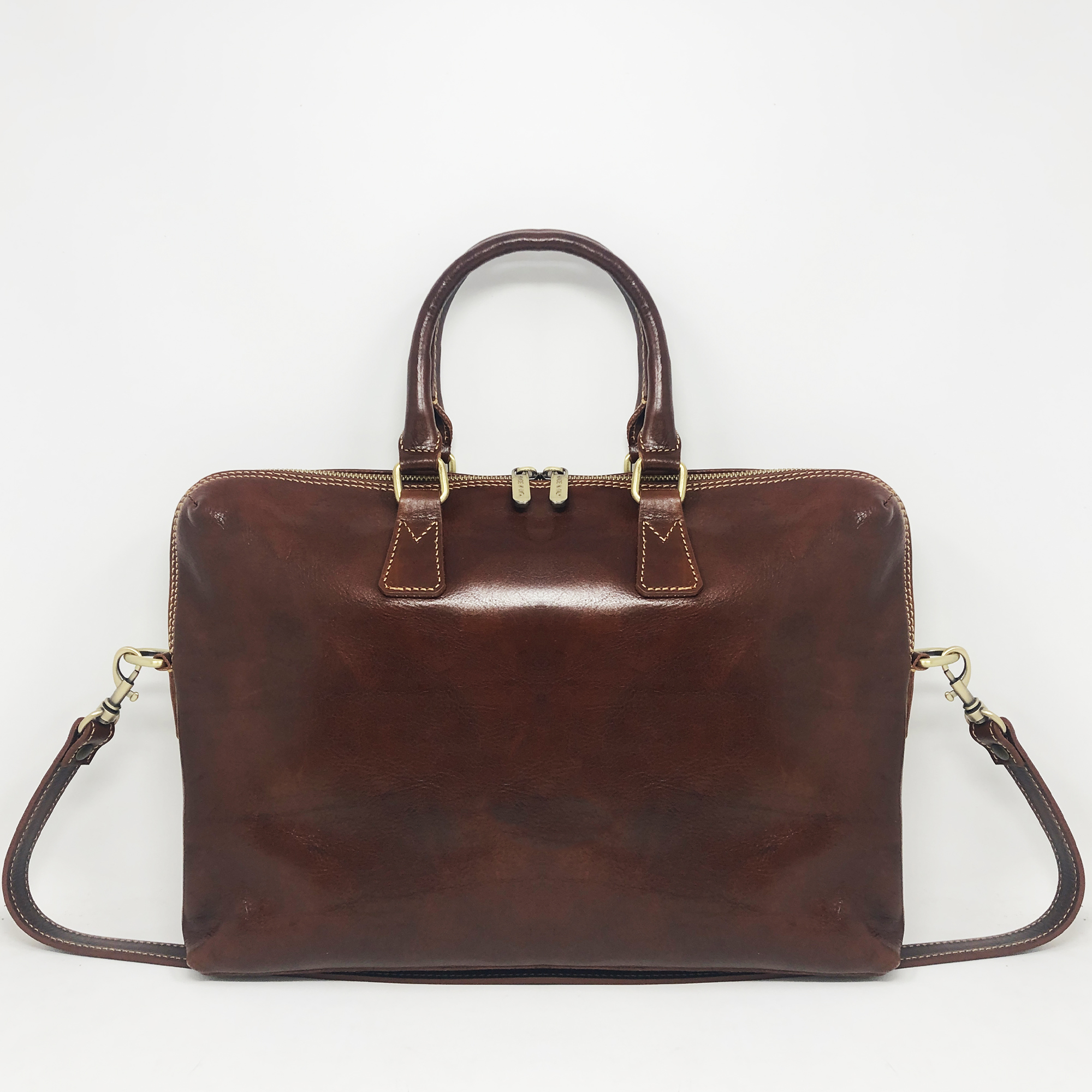 Borsa-Laurie-cuoio-frontale.jpg